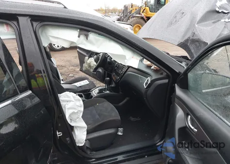 2015 Nissan Rogue Sv z USA, uszkodzony, nr VIN KNMAT2MVXFP572559